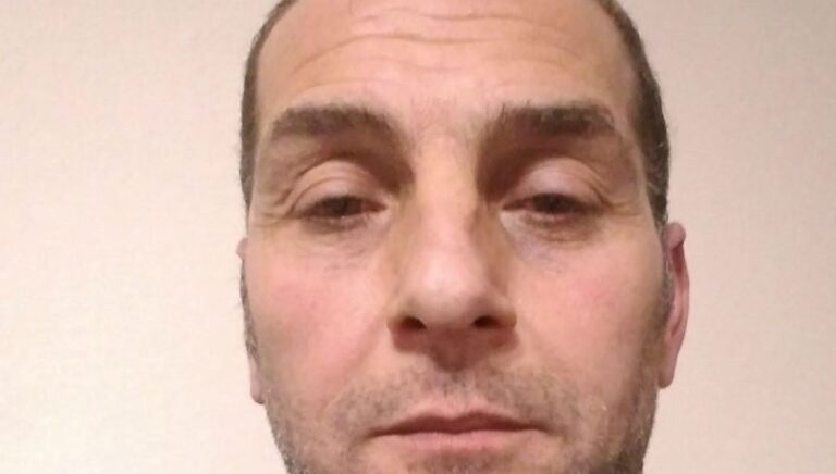 hayvanlari otlatirken uzerine yildirim dustu jCajNbBN