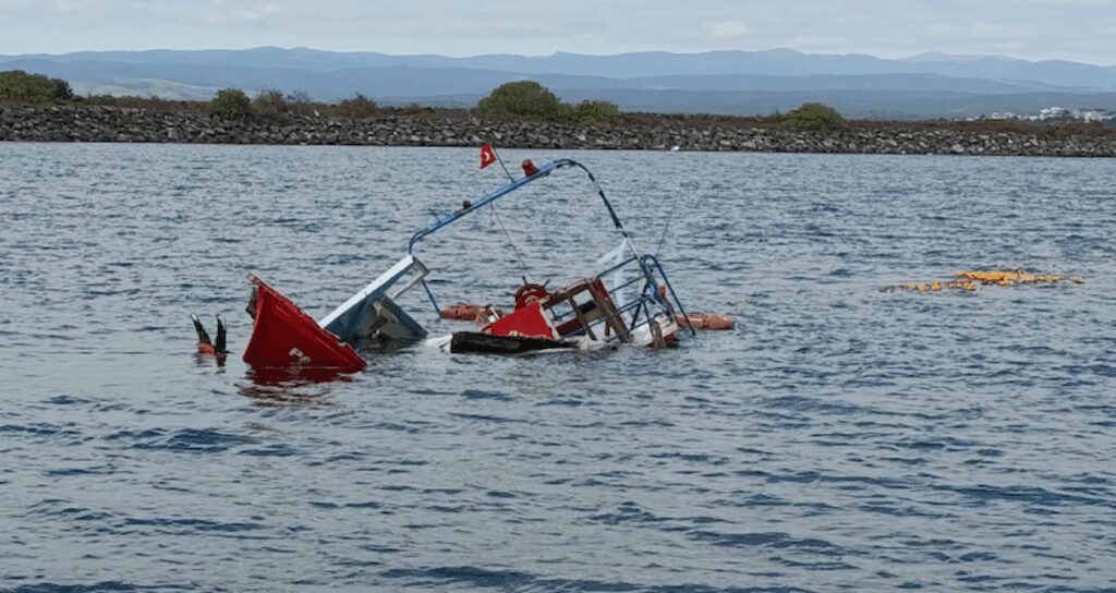 igneada aciklarindaki 3 balikci denizde mahsur kaldi wPQEvUTO