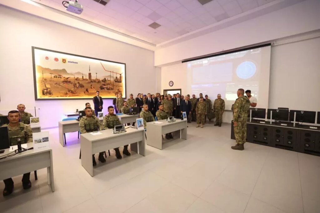 milli savunma bakani yasar guler konyada egitim ve faaliyet yili acilis torenine katildi BO9yHtc9