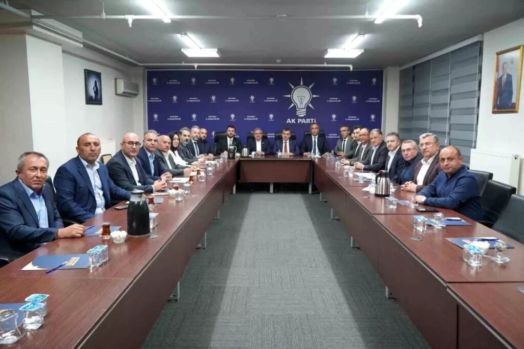 ak parti kayseri il baskanligindan teskilat degerlendirme toplantisi GJHnwhzz