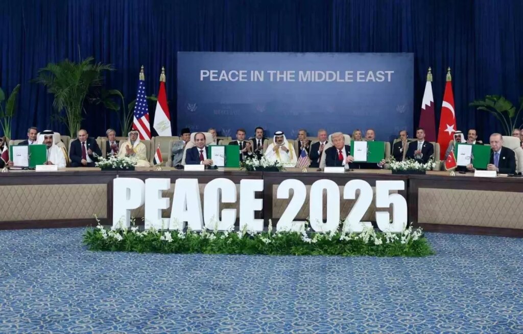 erdogan gazzede kalici ateskes icin zirveye katildi n2ec3KXx.jpg