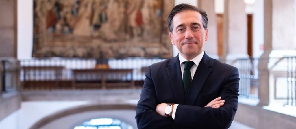 ispanyol aktivistlerin ayrilisi xMs9IGPv