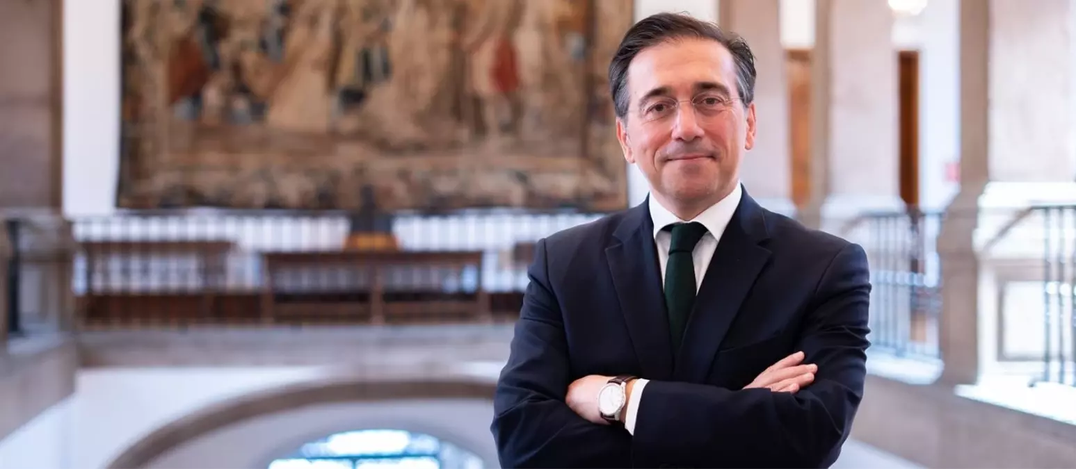 ispanyol aktivistlerin ayrilisi xMs9IGPv