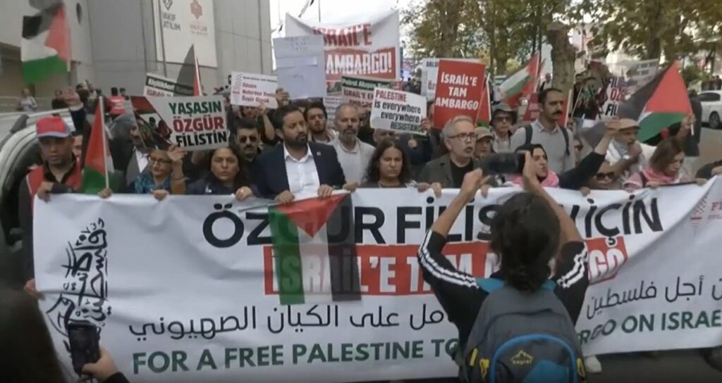 istanbulda binler gazze icin yurudu 59mdRvyr