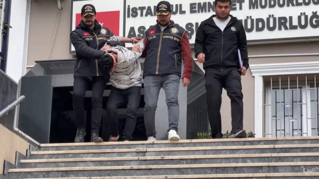 istanbulda rehin tutulan cift kurtarildi anZpTKm5.jpg