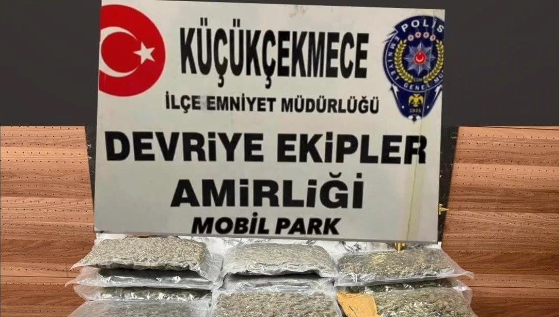 istanbul gaziosmanpasada operasyon 53 kilo uyusturucu ele gecirildi 7bplkyVd.jpg