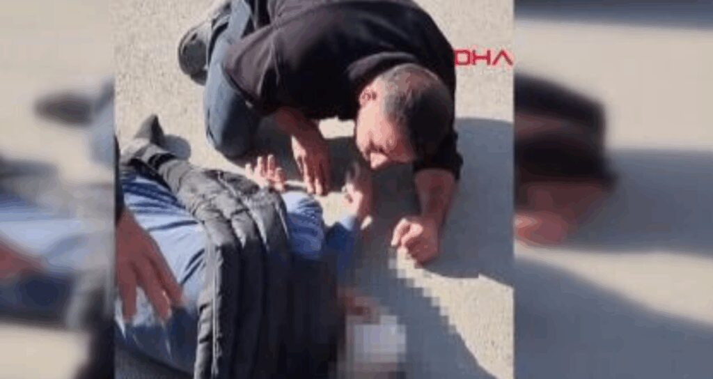 Yolun karşısına geçerken felaketi yaşadı