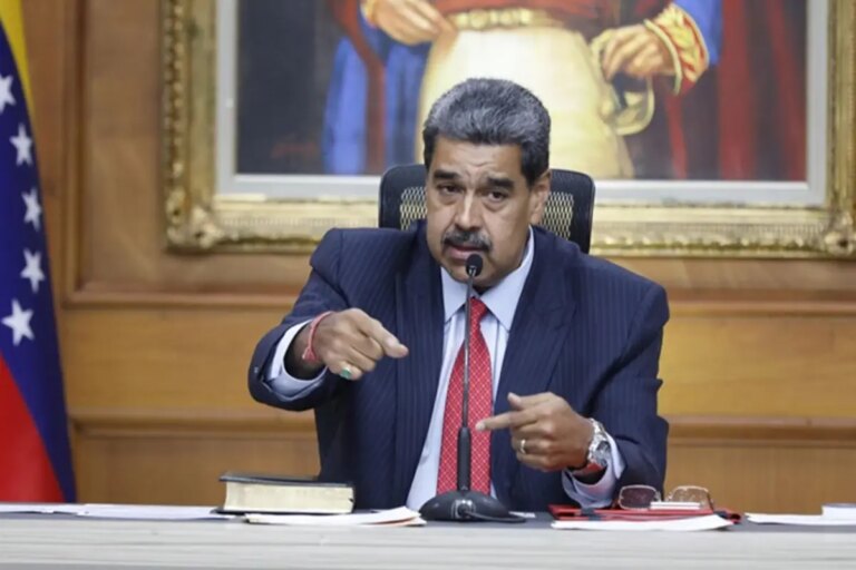 maduro-hangi-ulkeye-goturulecek-abdli-senatorden-ilk-ipucu-WwZRHHB2.jpg